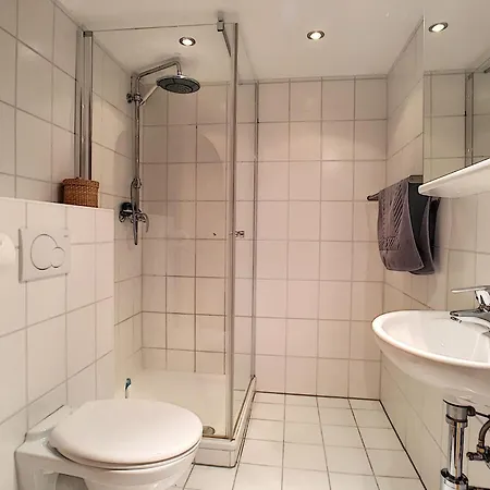 Zigomar Rez Apartmán